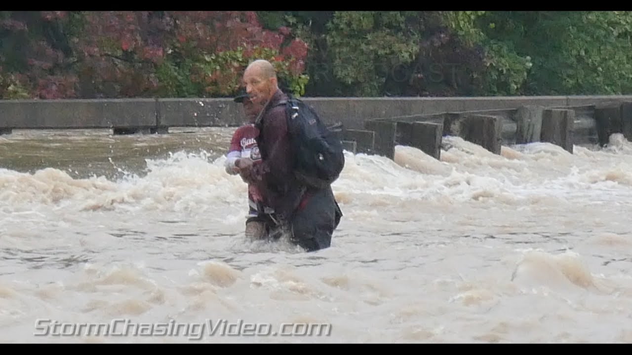 Amazing powerful flooding footage from Columbia, SC Part 2 - 10/4/2015