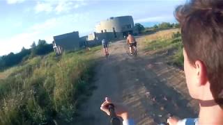 Prostowanie Błotnika Sekatorem, Gleba.