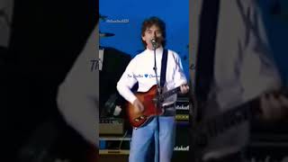 “TAXMAN” 💙 George Harrison. Rehearsal at Shepperton Studios, April 5, 1992