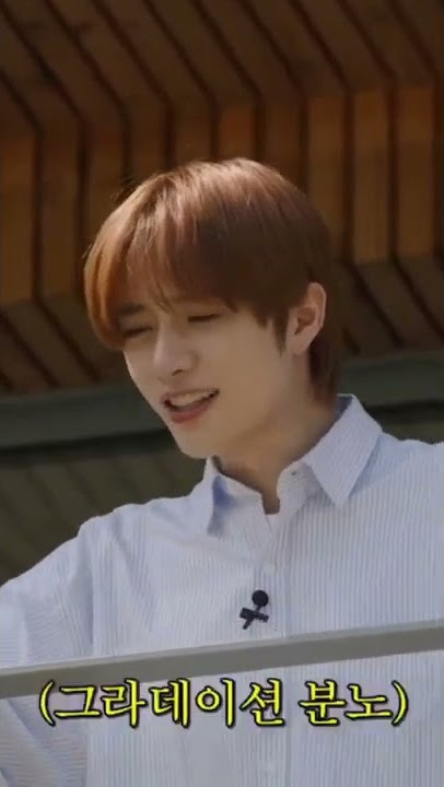 beomgyu have something to tell taehyun 😂#shorts #txt #beomgyu #taehyun