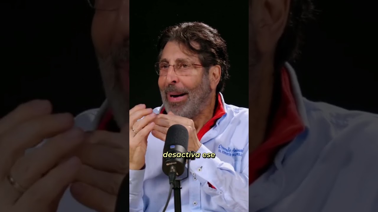 ¿Tu perro ha tenido contacto con una oruga procesionaria? ¡Cada segundo cuenta! 🕒🐾Muchos profesionales aconsejan lavar con agua fría para bajar la inflamación, pero hay un secreto fundamental que debes conocer:✅ Lava con agua CALIENTE: (Lo máximo que el perro soporte sin quemarlo). ¿Por qué? Porque la Taumatopina (la toxina de la oruga) es sensible al calor. El agua caliente "desactiva" ese poder maléfico y paraliza la toxina.⚠️ REGLAS DE ORO PARA LA EMERGENCIA:
1️⃣ ¡Usa GUANTES! 🧤 No manipules al perro con las manos desnudas. Si tocas los pelitos y luego te llevas la mano al ojo, ¡la que se puede liar es tremenda!
2️⃣ Lava profundamente: Usa el agua para arrastrar y quitar físicamente los restos de los pelitos.
3️⃣ Sal corriendo al veterinario: Esto es solo la primera intervención para ganar tiempo.Recuerda: El agua caliente neutraliza, pero la urgencia médica es obligatoria. 🏥🐕¡Comparte este consejo! Podría salvar la lengua o la vida de un perro hoy mismo. 👇#OrugaProcesionaria #PrimerosAuxilios #Perros #EmergenciaVeterinaria #CuidadoCanino #Mascotas #SaludAnimal #ConsejosVeterinarios #Prevencion #Taumatopina #UrgenciasMascotas