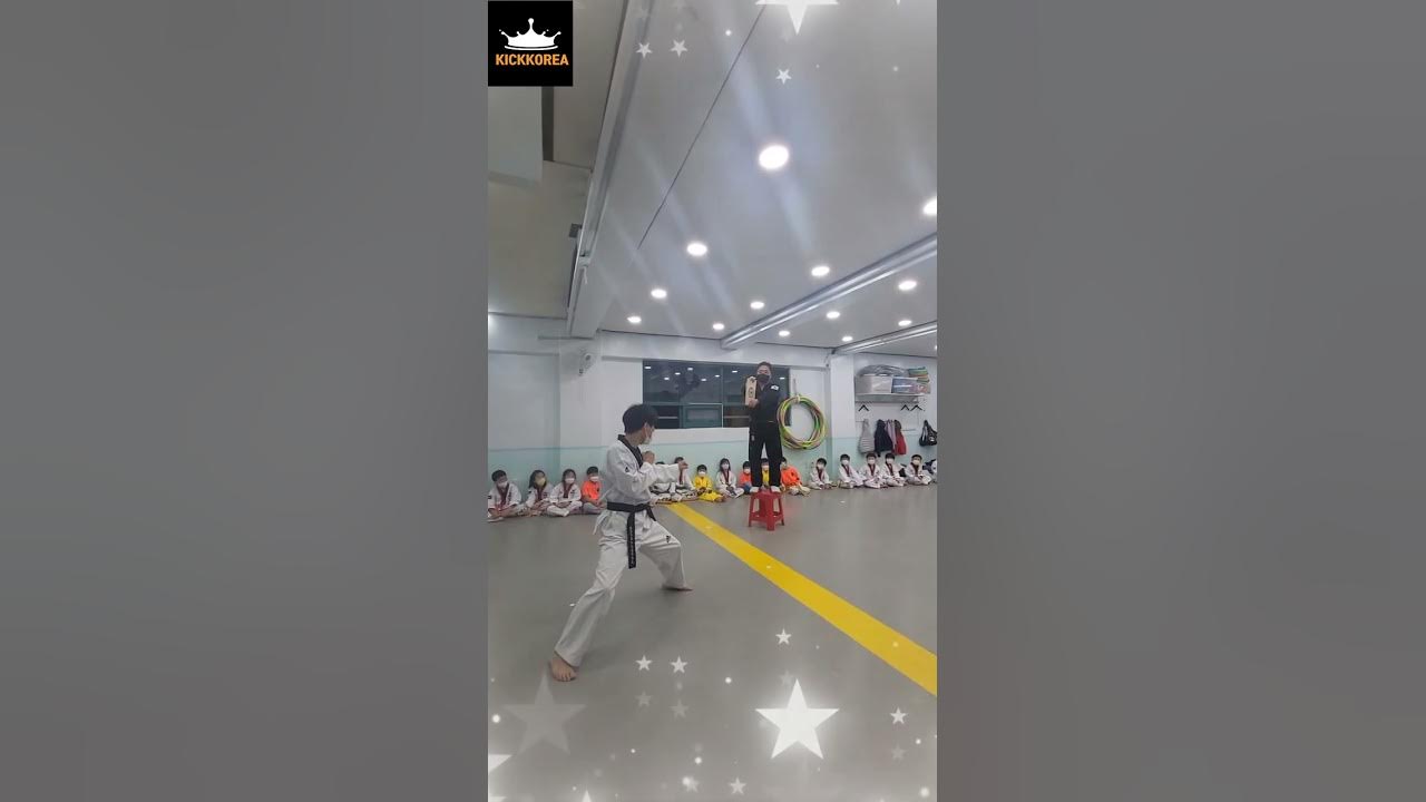 What is the most powerful kick in Taekwondo? funny kick [가장강력한 발차기는