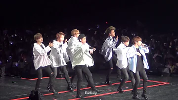 170530 BTS LIVE TRILOGY EPISODE III THE WINGS TOUR in Osaka DAY1 봄날 (Spring Day) Fancam