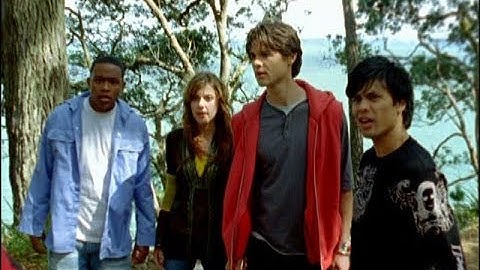 Dino Thunder Reunion | E32 Wormhole | S.P.D. | Power Rangers Official