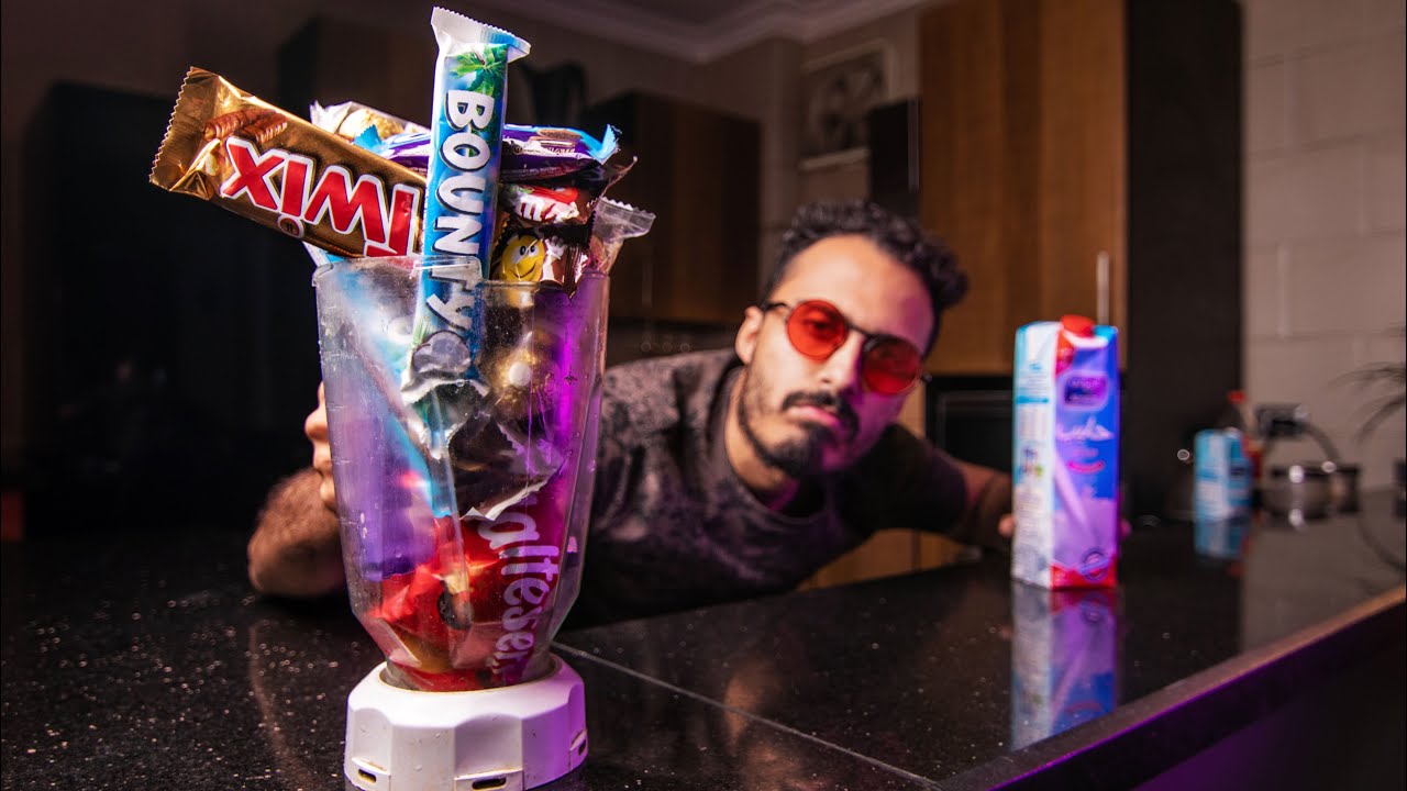 تجربة اغرب ميكسات الشوكلاتة باللبن في الخلاط 🍫