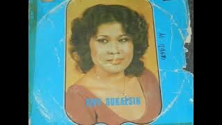 ELVY SUKAESIH NYANYI LAGU BEGADANG