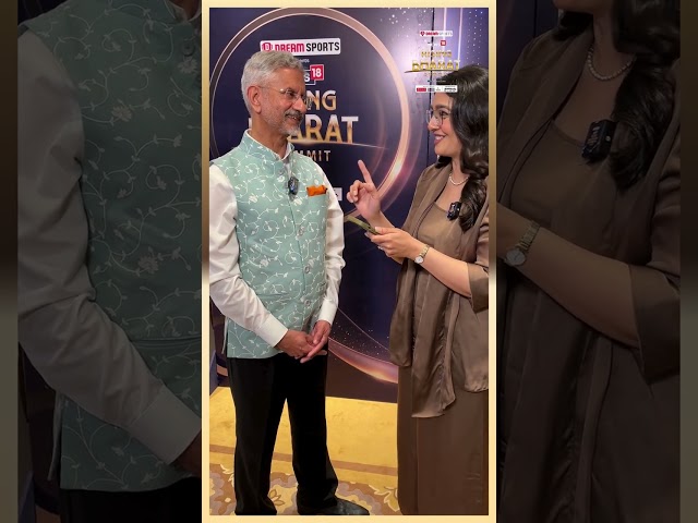 Rising Bharat Summit 2024 | S. Jaishankar's Rapid Fire sparks Fly as Diplomacy Meets Fun | N18V class=