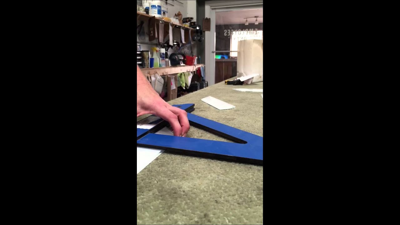 Cut 1/4" glass with glass cutter YouTube