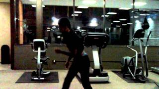 2000 practice by bboy Kid Giant