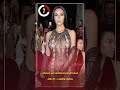 كيم كاردشيان تكشف سر جمالها بتنضف وشها بـ 1400 دولار 