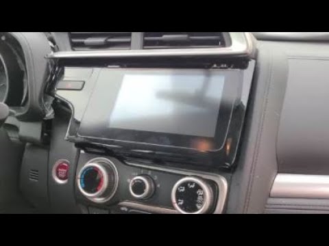 How to Remove Radio / Navigation / Touch Screen from Honda Fit 2015 for Repair.