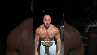 WHAT BIGBOY EATS TO STAY LEAN #trending #motivation #mastersathlete #gym