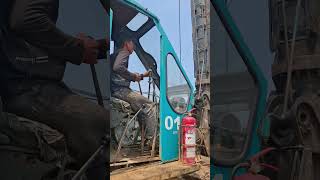 P&H piling crane tripodal manual