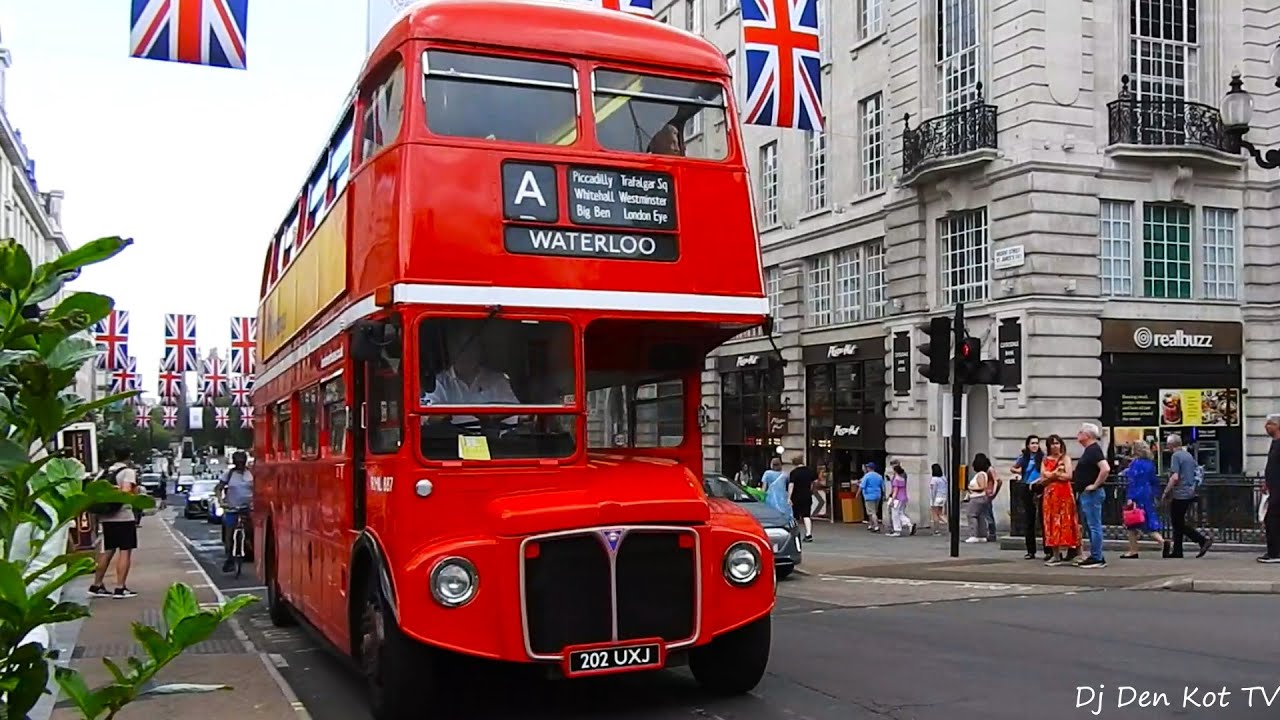 Автобус дос. Red Double Decker Bus. Double Decker Bus in London. Red London Bus 2024. Red Buses in London.