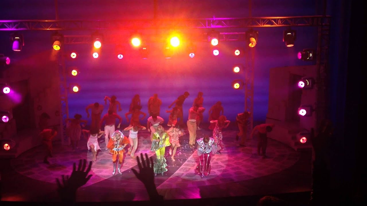Mamma Mia Broadway NYC 2015 " Dancing Queen " - YouTube