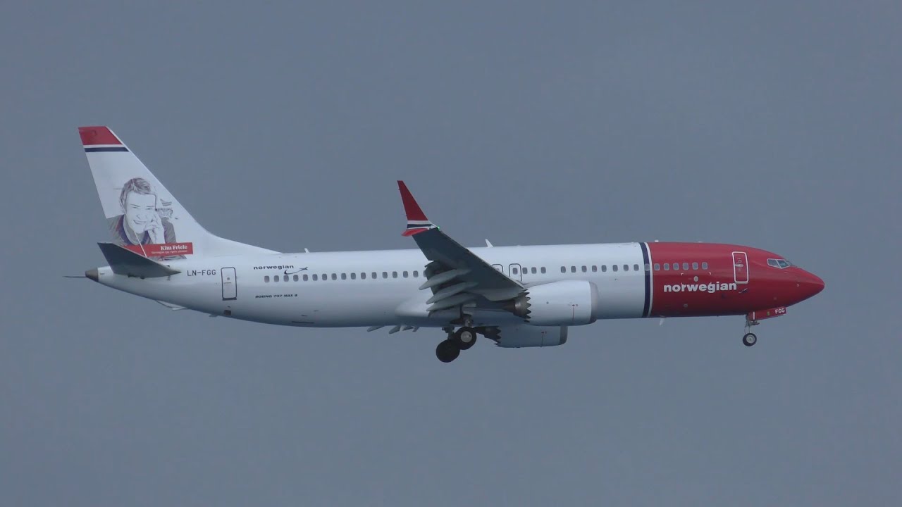 Budapest Airport Norwegian airplanes compliation