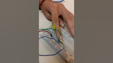 TP1A : encender un led con boton pulsador y luego apagarlo con el mismo boton.