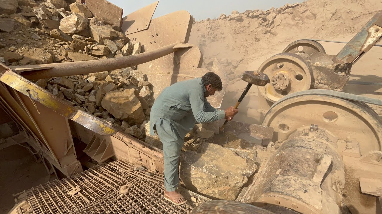 😱🔥Big Rock Crusher Machine in Action | Powerful Rock Crushing Process | Stone Crusher Plant'''..