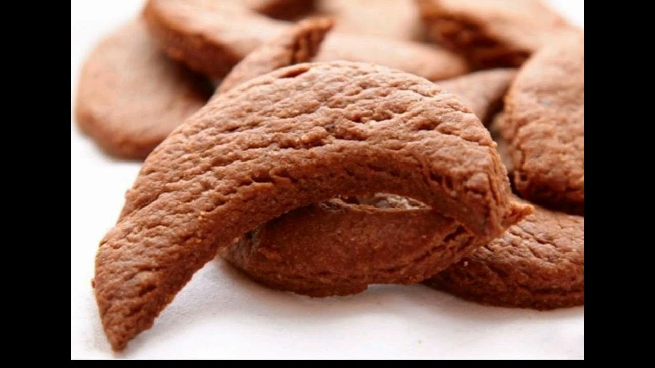 Пряник месяц. Печенье месяц. Сахарная пудра. Печенье ванильная стружка. Печенье месяц.