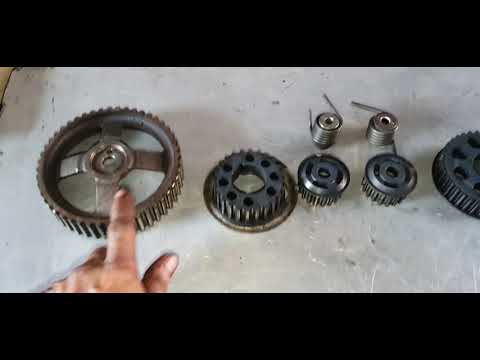 4d56 engine. how to remove crankshaft bolt.? - YouTube