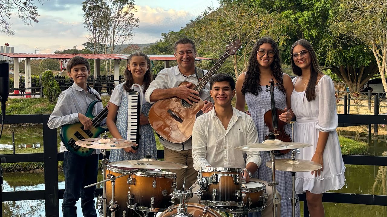 El rey ya viene - Abril Garcia Music