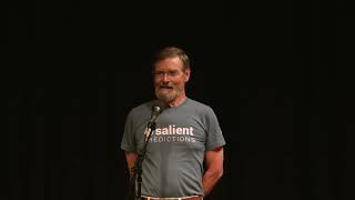 Ray Schmitt at the "Making Waves" science storytelling slam