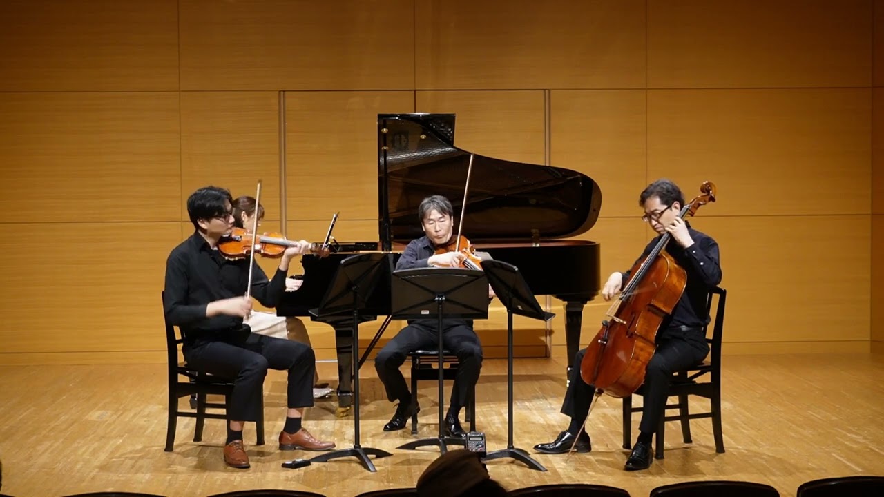 アート・デザイン・音楽 BRAHMS/KLAVIERQUARTETT A dur Op.26 アート・デザイン・音楽 BRAHMS/KLAVIERQUARTETT A dur Op.26