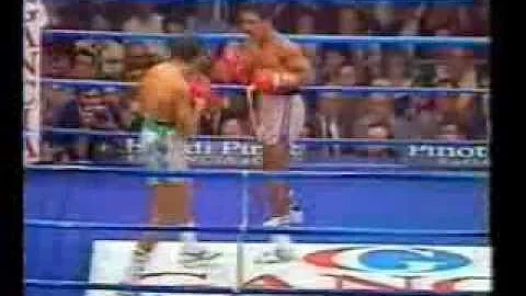 Best Knockout Ever, at 122lbs. Stecca v Callejas.