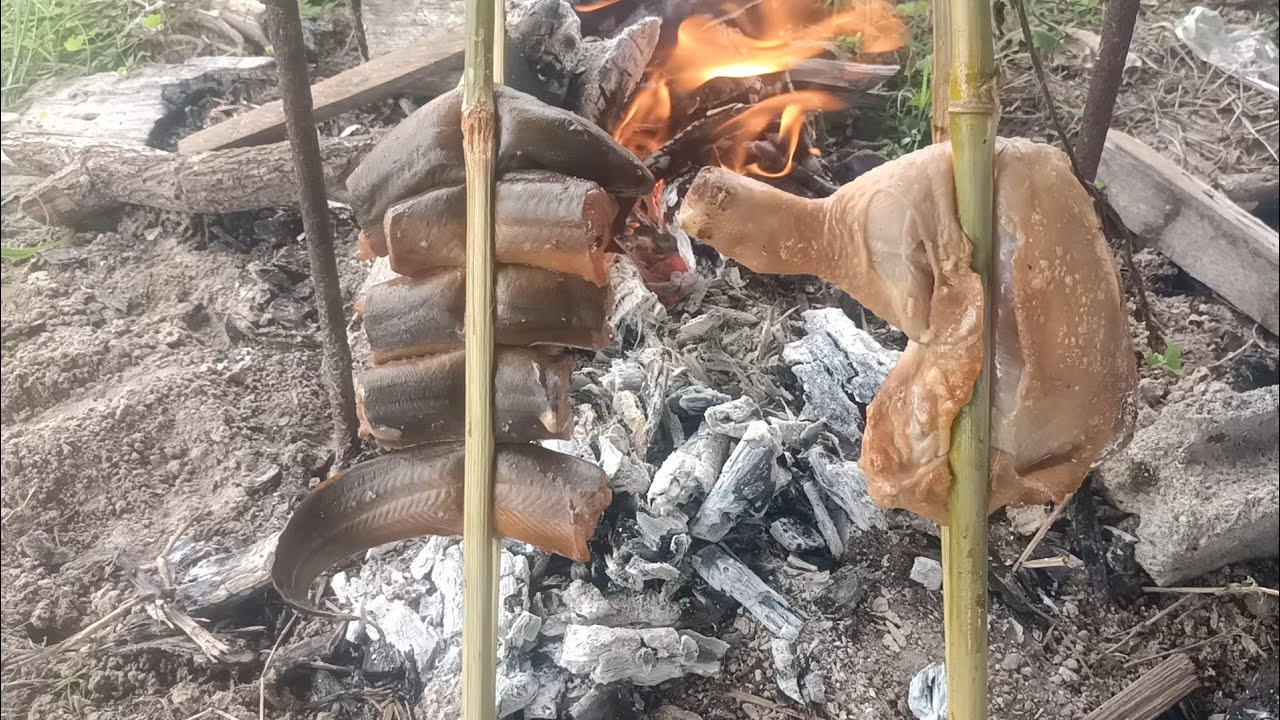 ปิ้งปลาไหล ตำหมากหุ่ง  วิถีอีสานยุค 2025