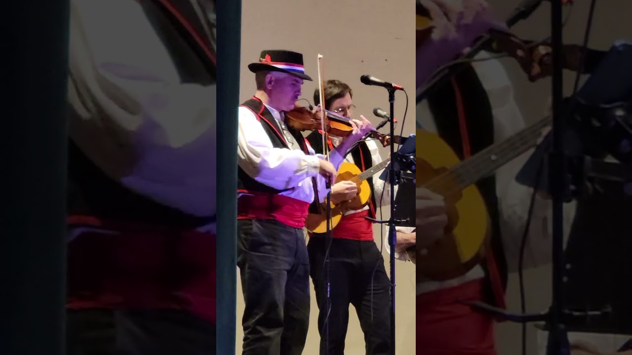 Bonaca with Ruže Damatinke