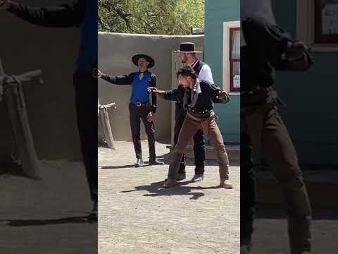 Видео: Во сколько идут перестрелки в Oatman az?