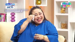 pelawak sejati, apa saja bisa jadi bahan sama mbak Nunung. MANDA CURHAT senin-jumat 16.00 wib