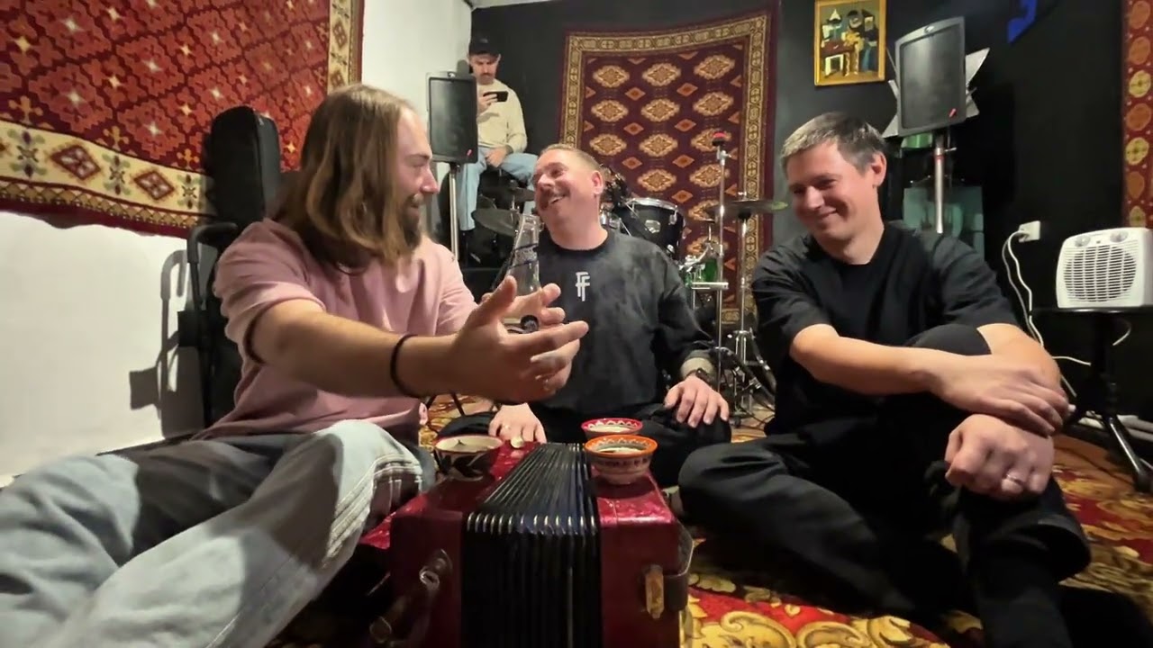 Great beat . Темный лагер. 