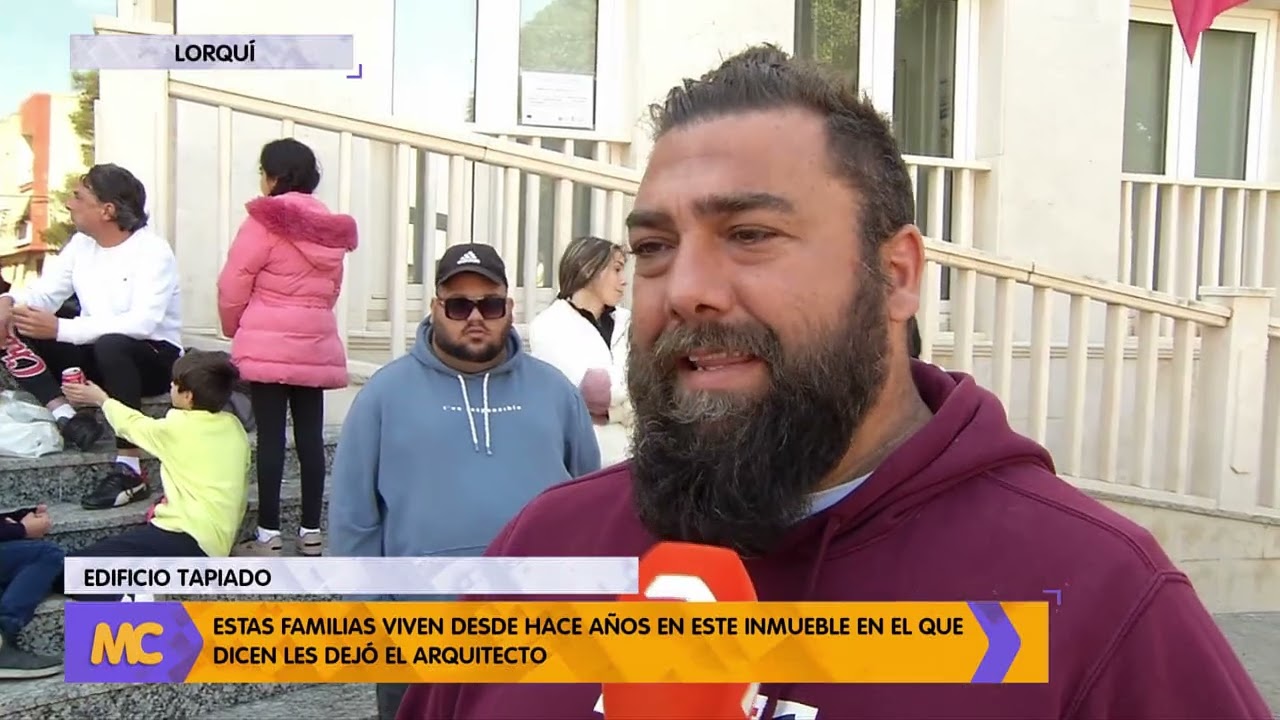 DESALOJO EDIFICIO OKUPA EN LORQUÍ PARTE 1