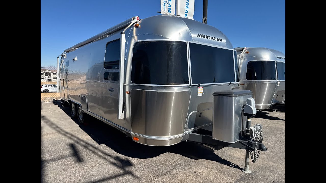 2016 AIRSTREAM INTERNATIONAL SERENITY 27FBQ QUEEN  Las Vegas, Henderson, Salt Lake City, Phoeni...