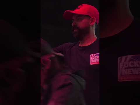 CONOCIDO POR DAÑAR EL SONIDO DE F*CKS NEWS, PRÓXIMAMENTE POR OTRAS COSITAS.