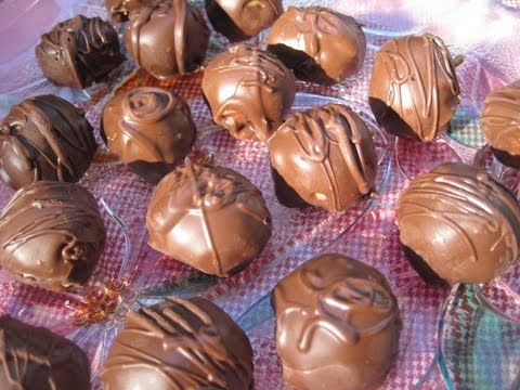 Christmas Day LONGHORN BALLS (Buckeye Candy Balls) - How to make PEANUT BUTTER BALLS Recipe