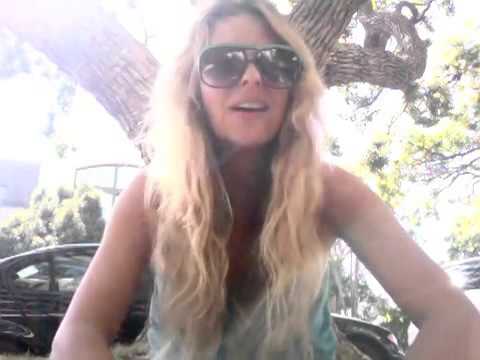 Free Yourself - Open Your Perspective to Manifest Easily