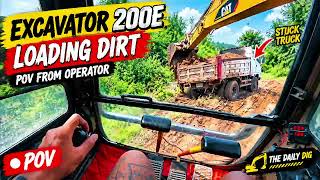 Full Excavator Pulls a Truck Out of the Mud screenshot 3