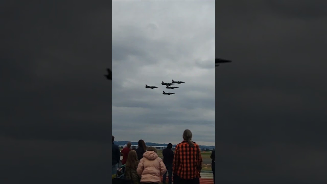 The Paroits jet team missing man formation. 