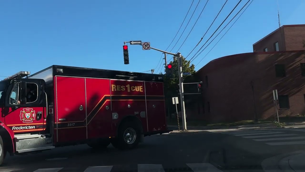 Driving Canada| Scenic Fall Drive -  Fredericton → Mactaquac Dam → Oromocto, New Brunswick, Canada