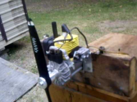 HOMELITE 25CC YELLOW RACER RC ENGINE RUNNING DEREK - YouTube
