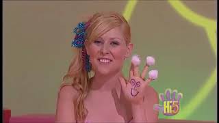 Hi-5 Charli's Hand Bunyip