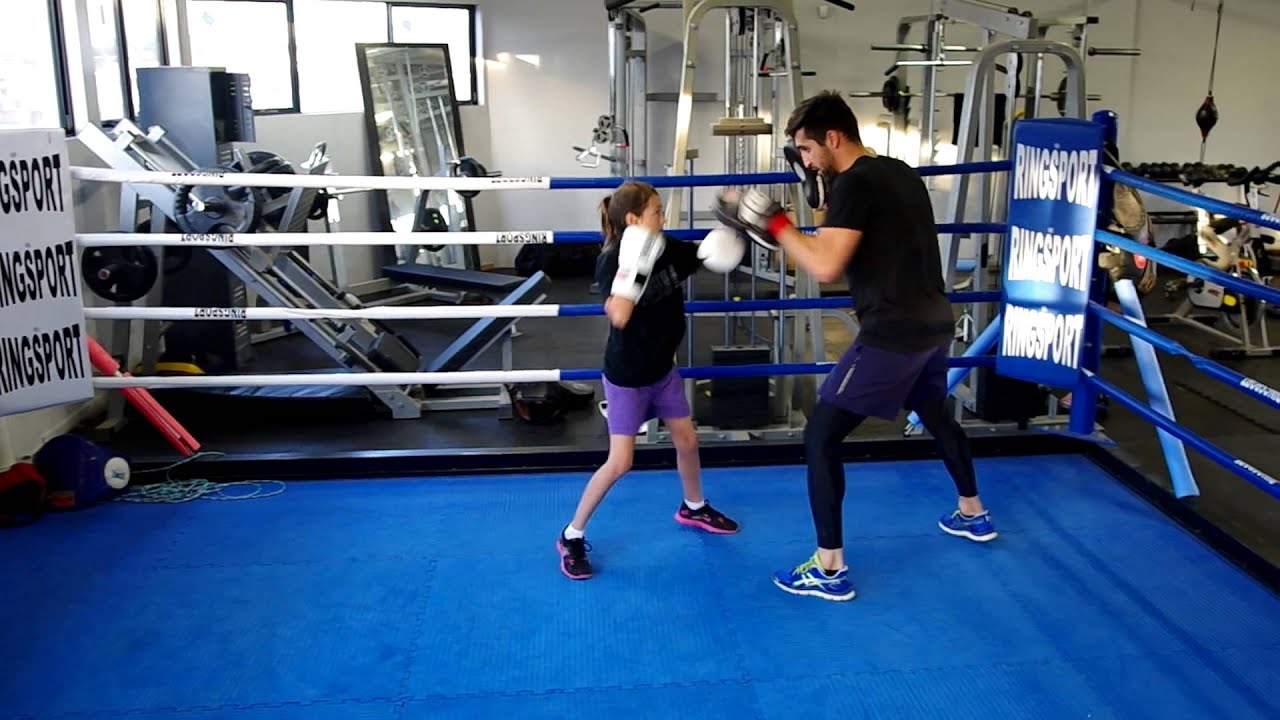 Grace training at Premier boxing club in Perth, WA YouTube