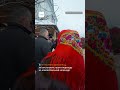 У Космачі вірян не пустили на Різдво до церкви / hromadske
