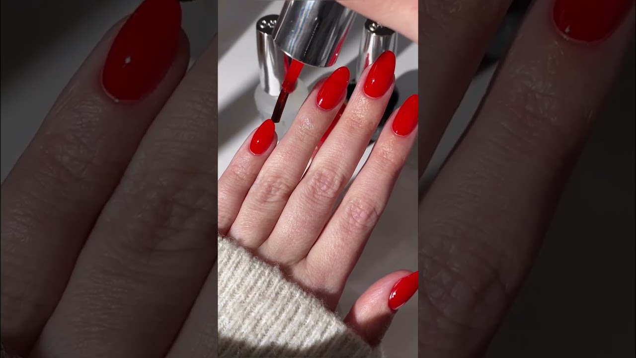 Stilettos or sandals? Become an artist’s muse with this cherry red shade!