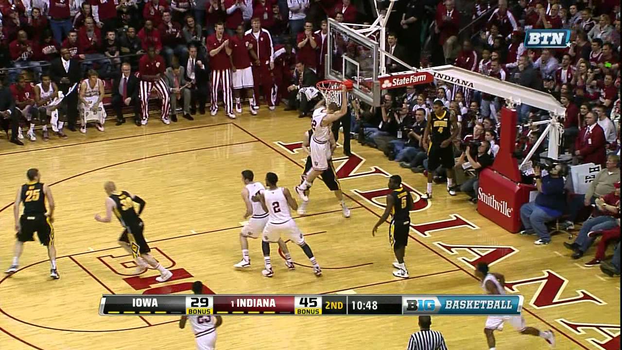 Hawkeye White and Hoosier Elston Fire Off Dunks Back-To-Back