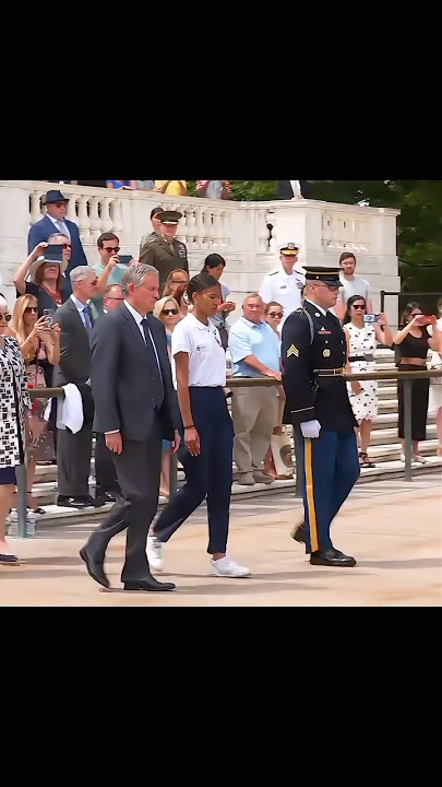 The Most Sacred Farewell: A Soldier’s Final Tribute ! #military #arlington  #emotionalmoment