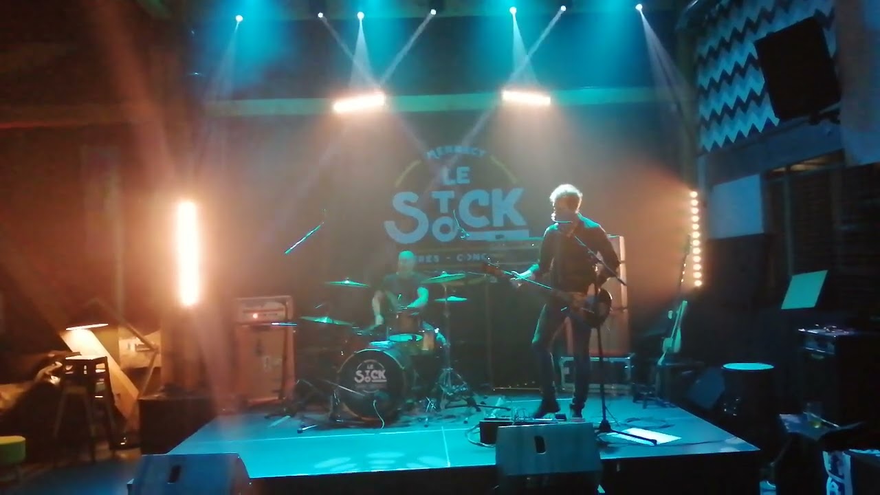 Primitive Limousine on stage