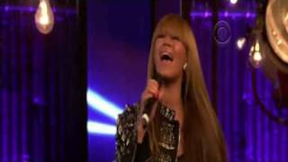 Video thumbnail of "Beyonce Halo Live"